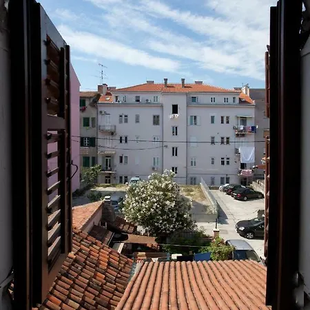 Viktorija * Split